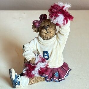 Boyd’s Bearstone “Sissy Boom Bah… Go Team” Figurine